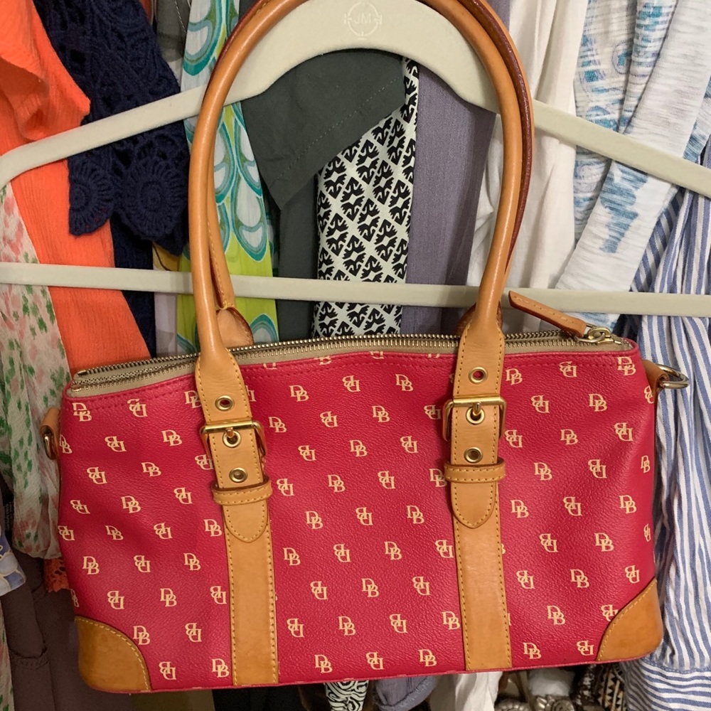 Shoulder bag